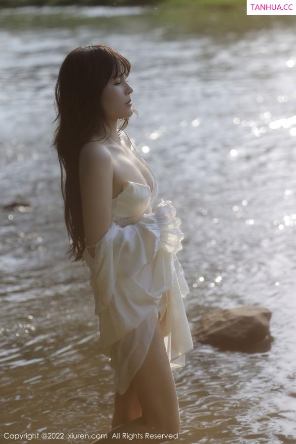 许嘉欣  [XiuRen]高清写真图 2022.06.02 No.5098 许嘉欣第37张图片